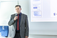 Prof. M. Oleksy,