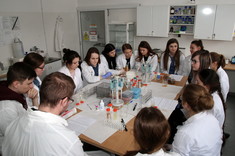 [FOTO, VIDEO] Tysiąc uczniów na seminarium chemicznym w Politechnice Rzeszowskiej