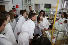 [FOTO, VIDEO] Tysiąc uczniów na seminarium chemicznym w Politechnice Rzeszowskiej